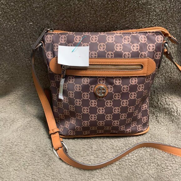 Giani Bernini Handbags - Giani Bernini Crossbody Bag
